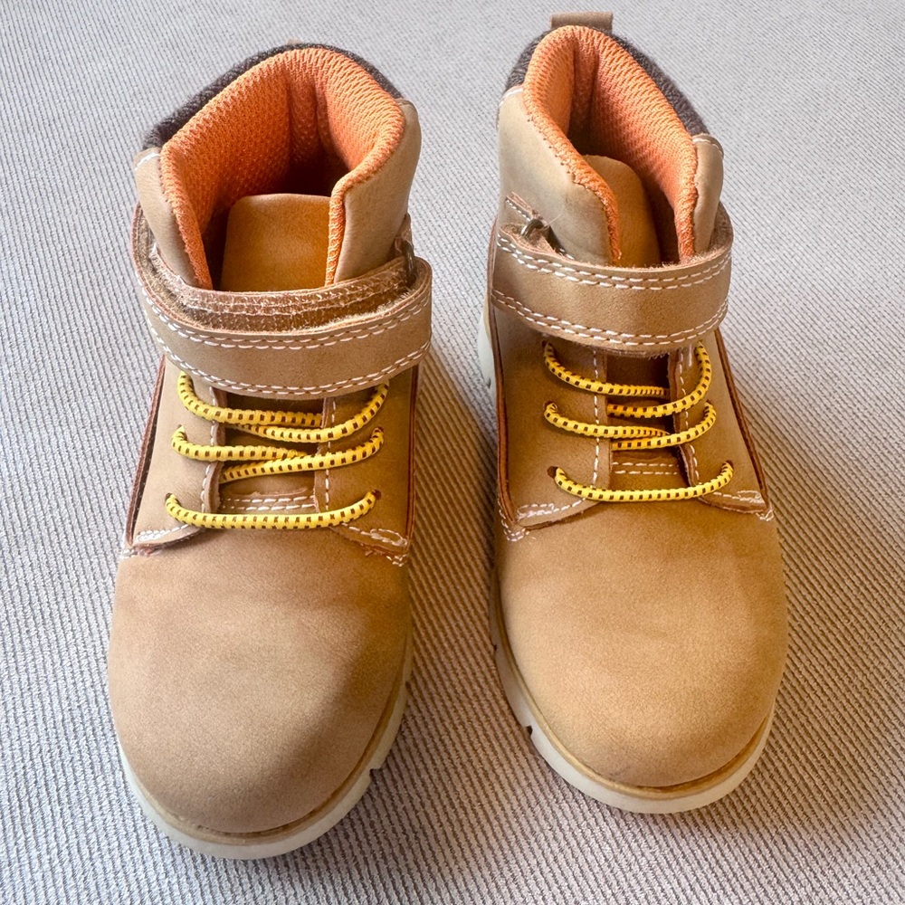 Toddler Boys Oshkosh B'Gosh Tan Casual Ankle Boots Shoes Sz 7